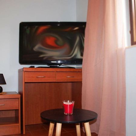 Studio Apartman Ziganto Ičići Buitenkant foto