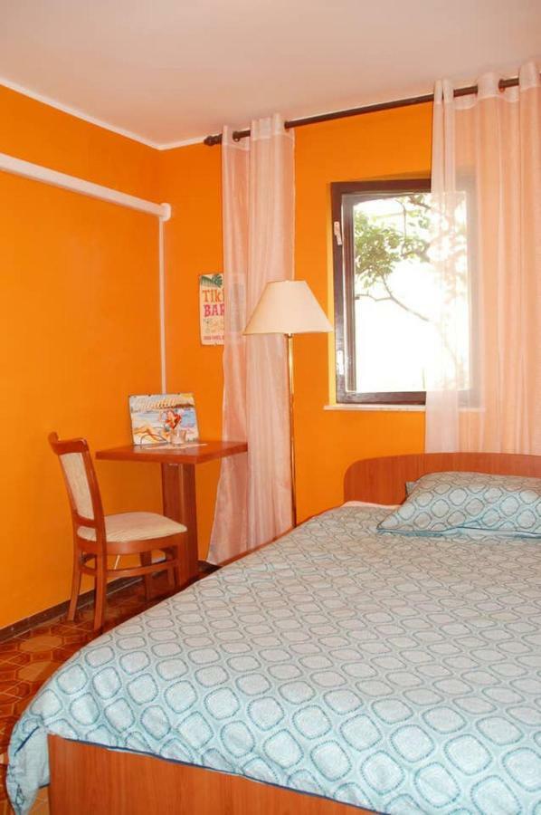 Studio Apartman Ziganto Ičići Buitenkant foto