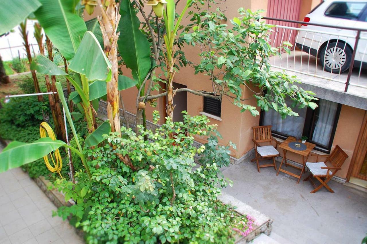 Studio Apartman Ziganto Ičići Buitenkant foto